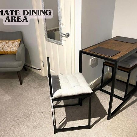 Apartamento Cute And Cosy Studio In A Fantastic Location! Bishops Stortford Bishop's Stortford Exterior foto